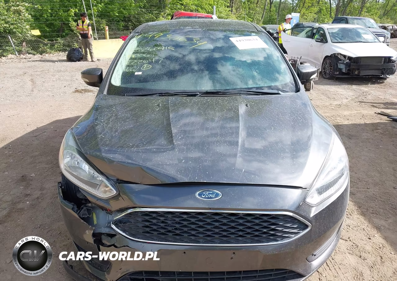 2017 Ford Focus Se VIN:1FADP3K20HL222647 - 12
