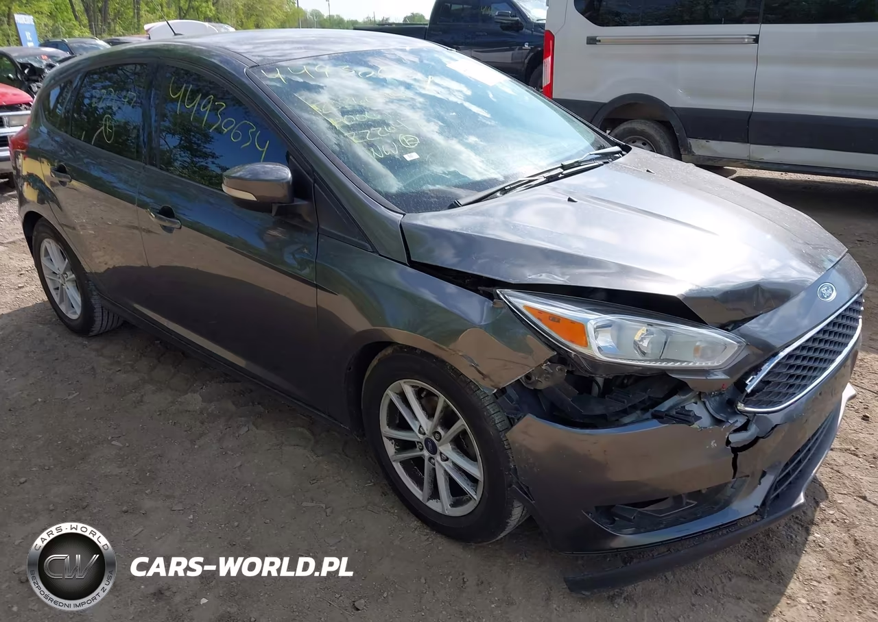 2017 Ford Focus Se VIN:1FADP3K20HL222647 - 6
