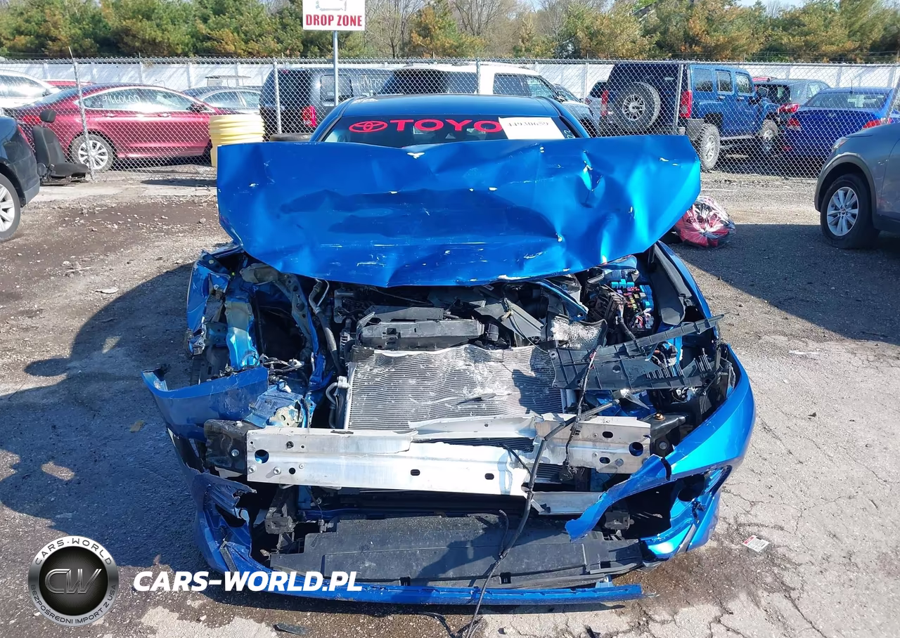 2019 Toyota Camry Le VIN:4T1B11HK6KU285196 - 13