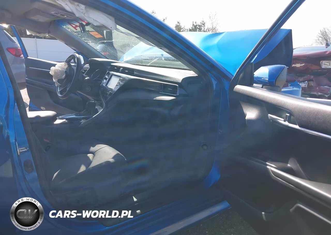 2019 Toyota Camry Le VIN:4T1B11HK6KU285196 - 5