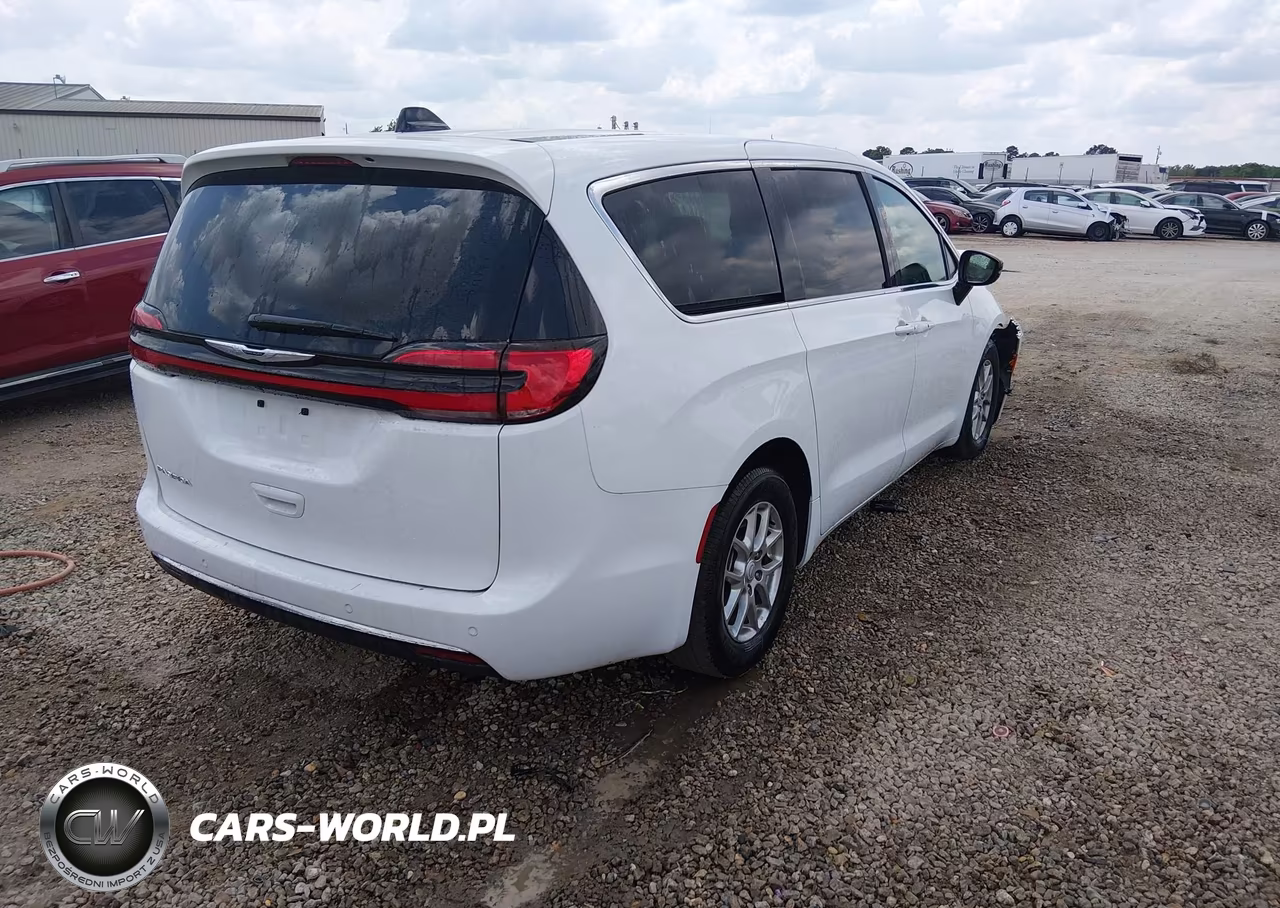 2025 Chrysler Pacifica Select VIN:2C4RC1BG7SR597767 - 4