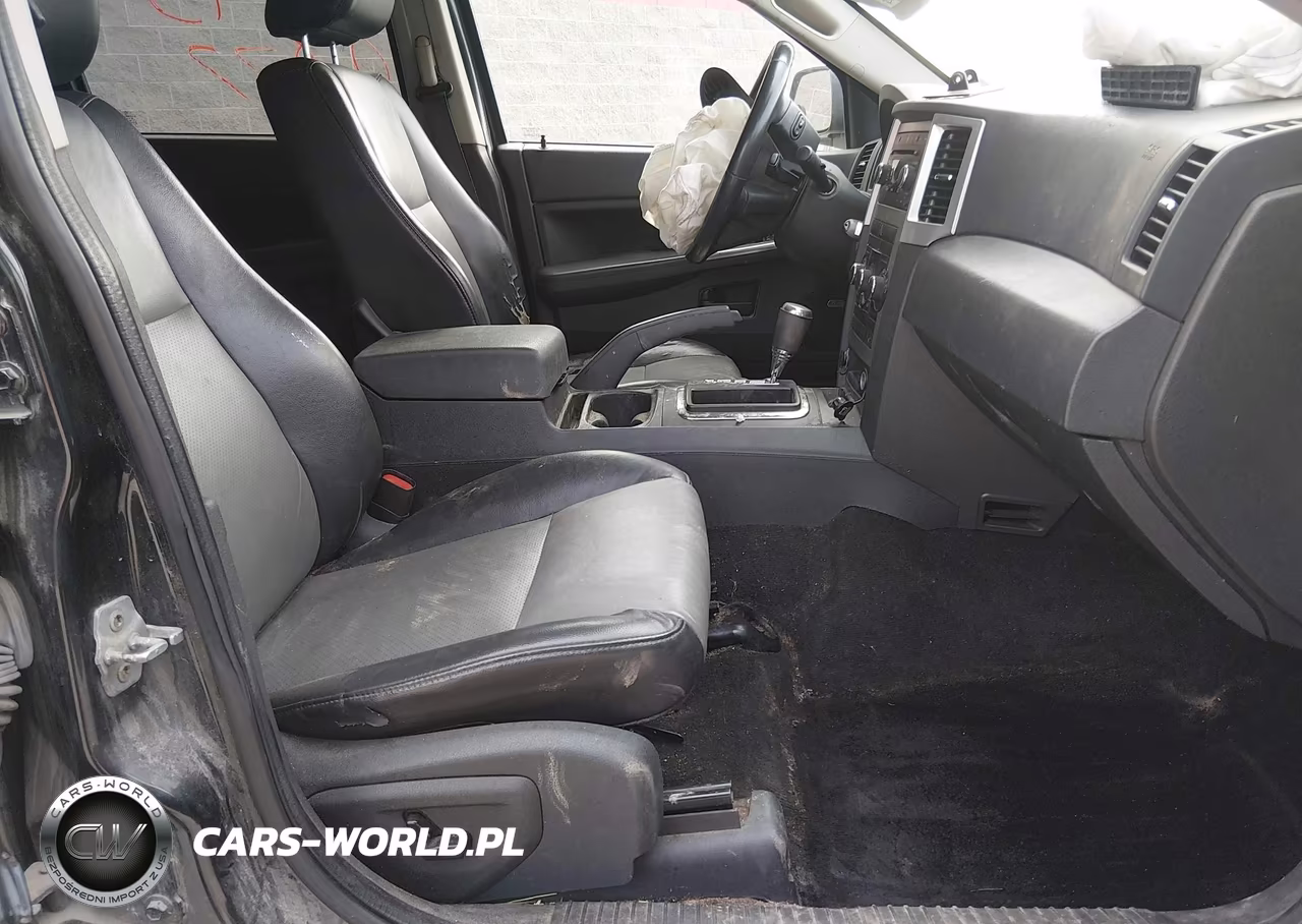 2008 Jeep Grand Cherokee Laredo VIN:1J8GR48K58C204393 - 5