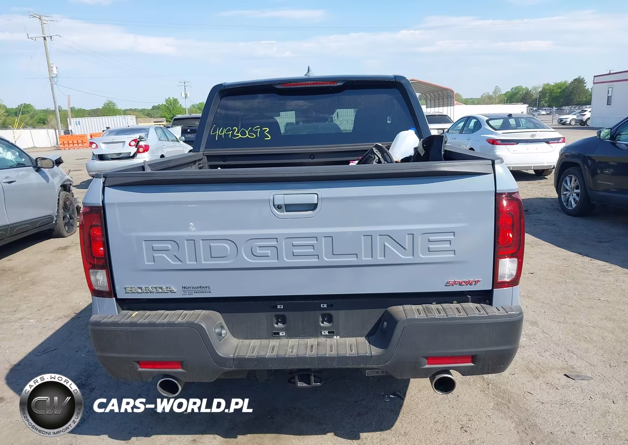 2025 Honda Ridgeline Sport VIN:5FPYK3F14SB049177 - 17
