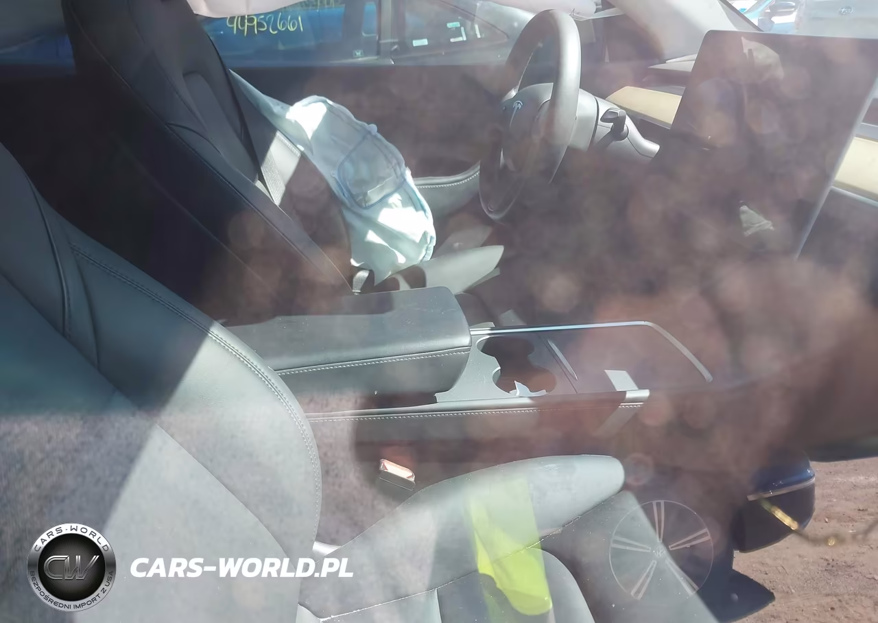 2022 Tesla Model Y Long Range Dual Motor All-Wheel Drive VIN:7SAYGDEE5NA009067 - 5