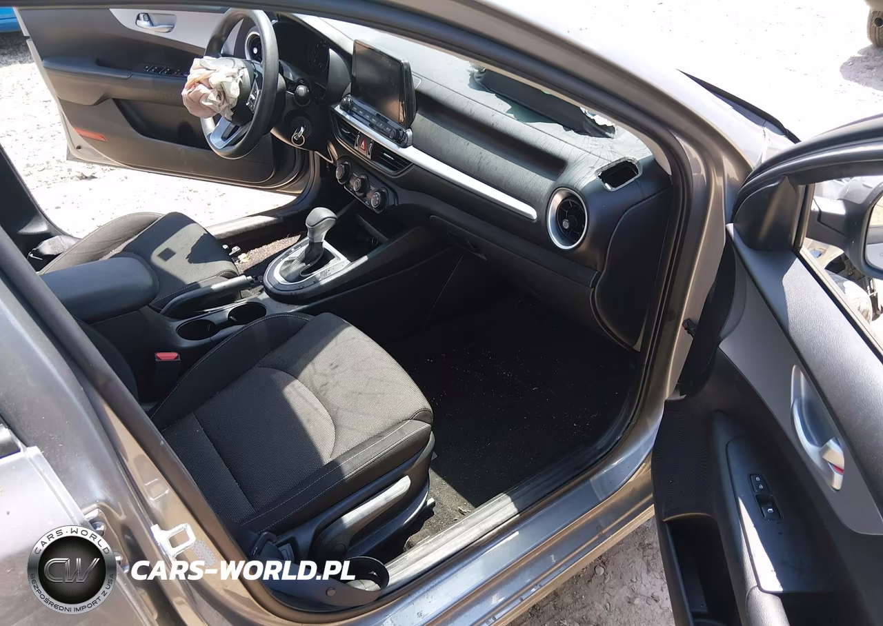 2023 Kia Forte Lxs VIN:3KPF24ADXPE632129 - 5