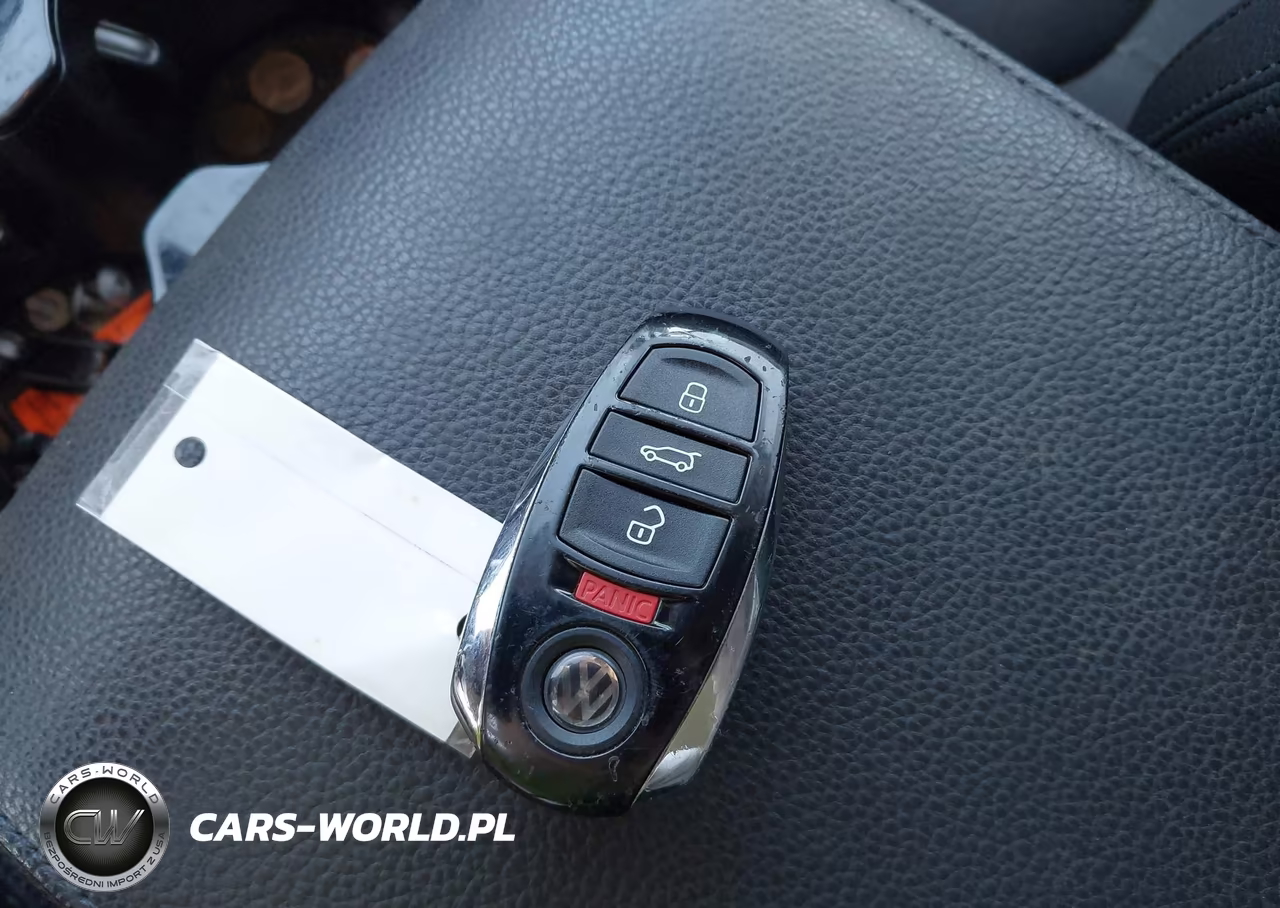2012 Volkswagen Touareg Tdi Sport VIN:WVGFK9BP4CD004273 - 11