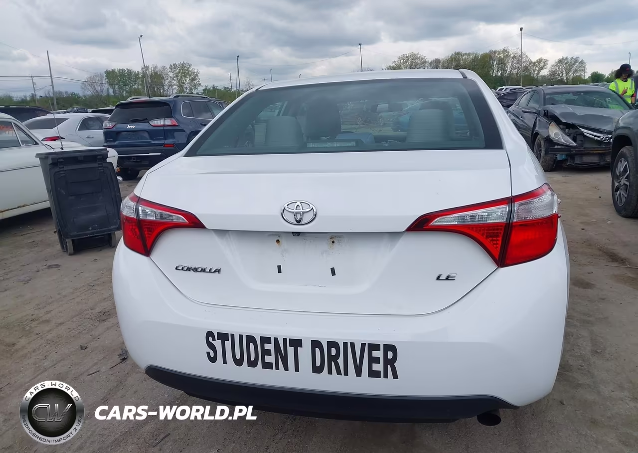 2016 Toyota Corolla Le VIN:5YFBURHE6GP413557 - 16
