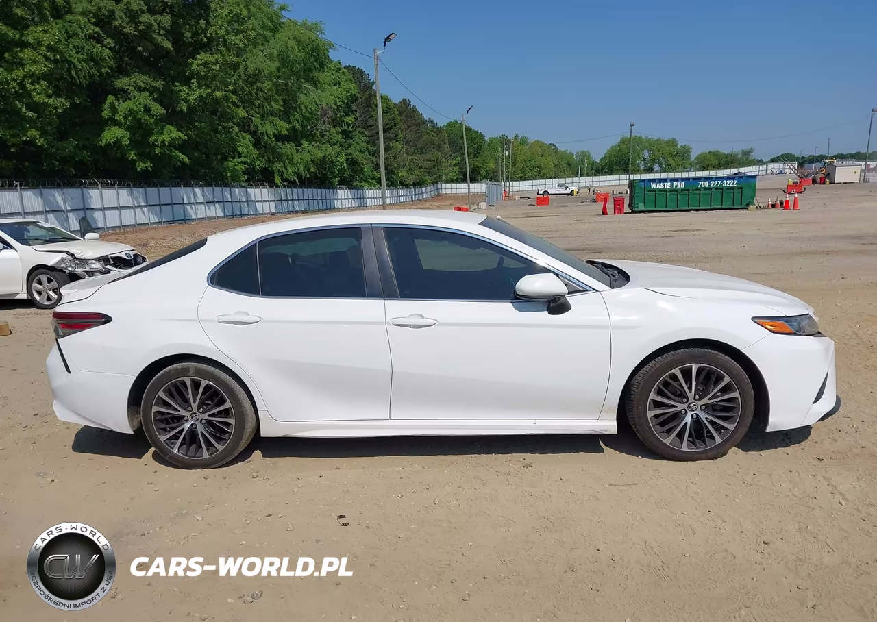 2018 Toyota Camry Se VIN:4T1B11HK8JU597051 - 13