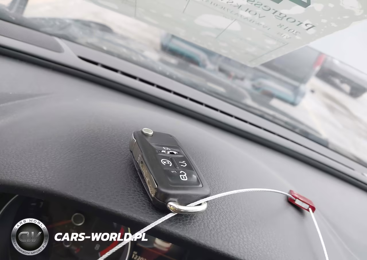 2018 Volkswagen Passat 2.0T Se VIN:1VWBA7A37JC015177 - 11