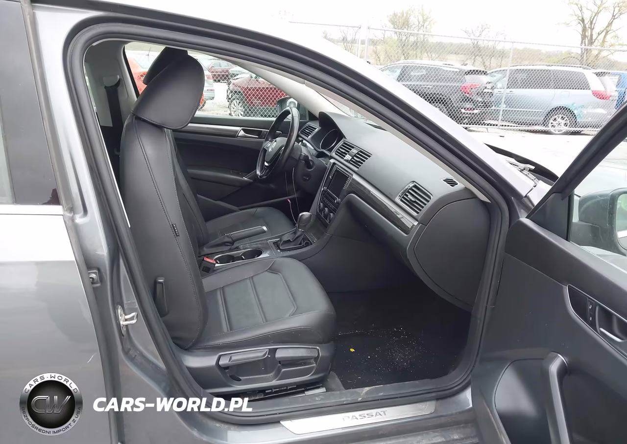 2018 Volkswagen Passat 2.0T Se VIN:1VWBA7A37JC015177 - 5