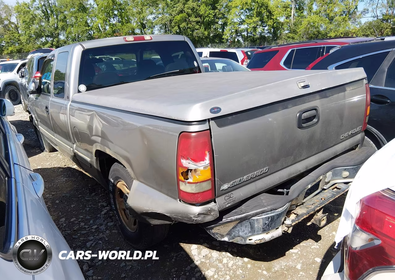 2000 Chevrolet Silverado 1500 Ls VIN:1GCEC19V2YZ312569 - 3