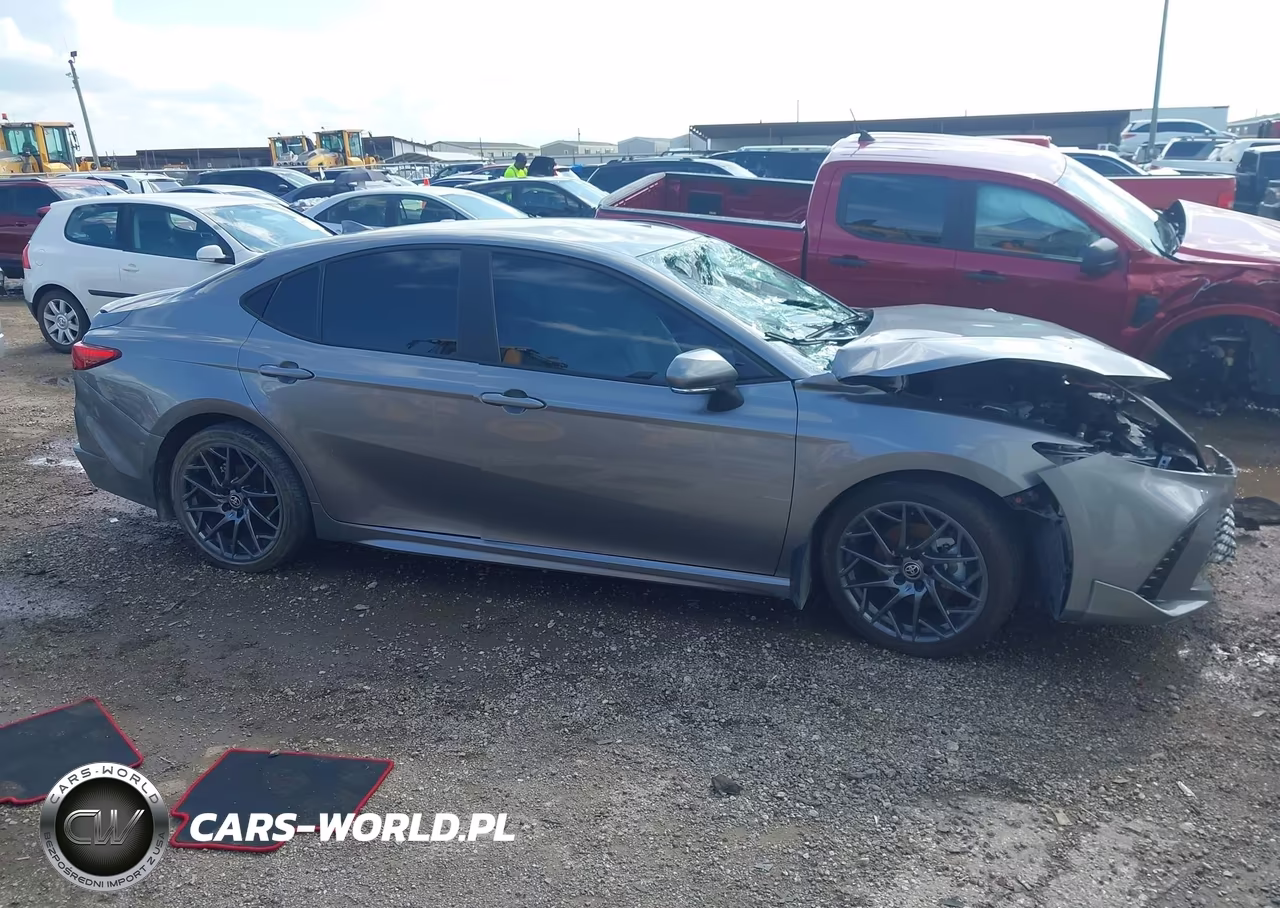 2025 Toyota Camry Xse VIN:4T1DAACK5SU595209 - 13