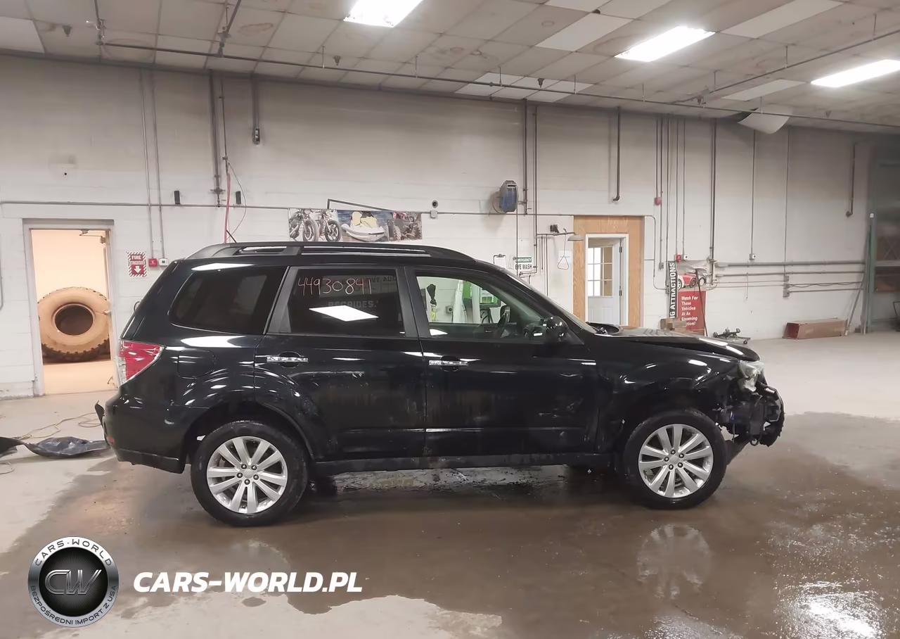 2013 Subaru Forester 2.5X Limited VIN:JF2SHAEC5DH435308 - 13