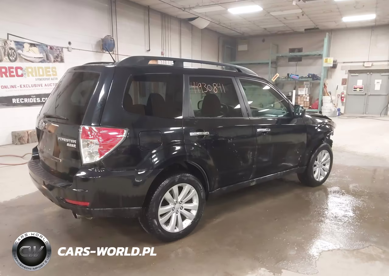 2013 Subaru Forester 2.5X Limited VIN:JF2SHAEC5DH435308 - 4