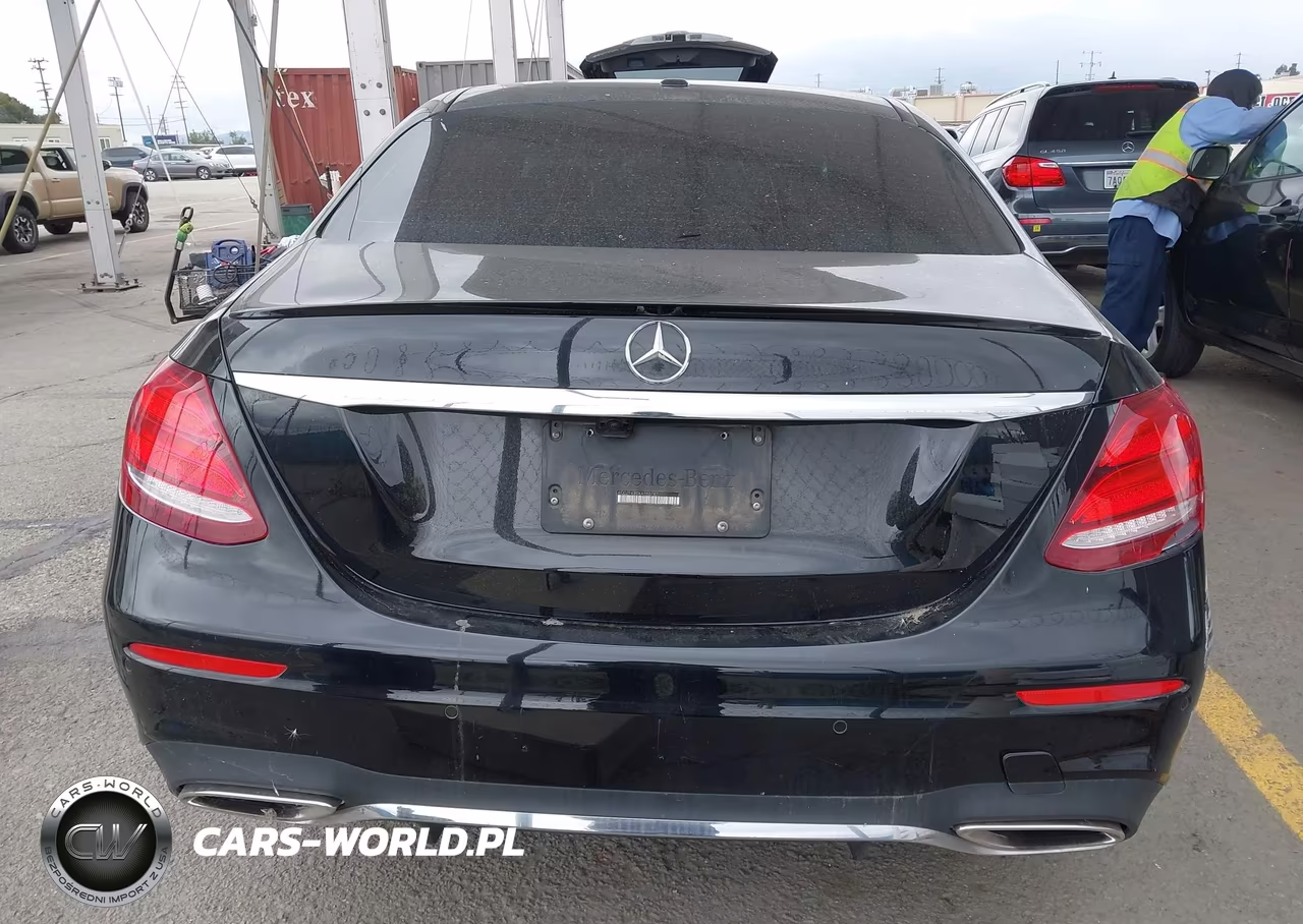 2019 Mercedes-Benz E 300 VIN:WDDZF4JB0KA555787 - 16