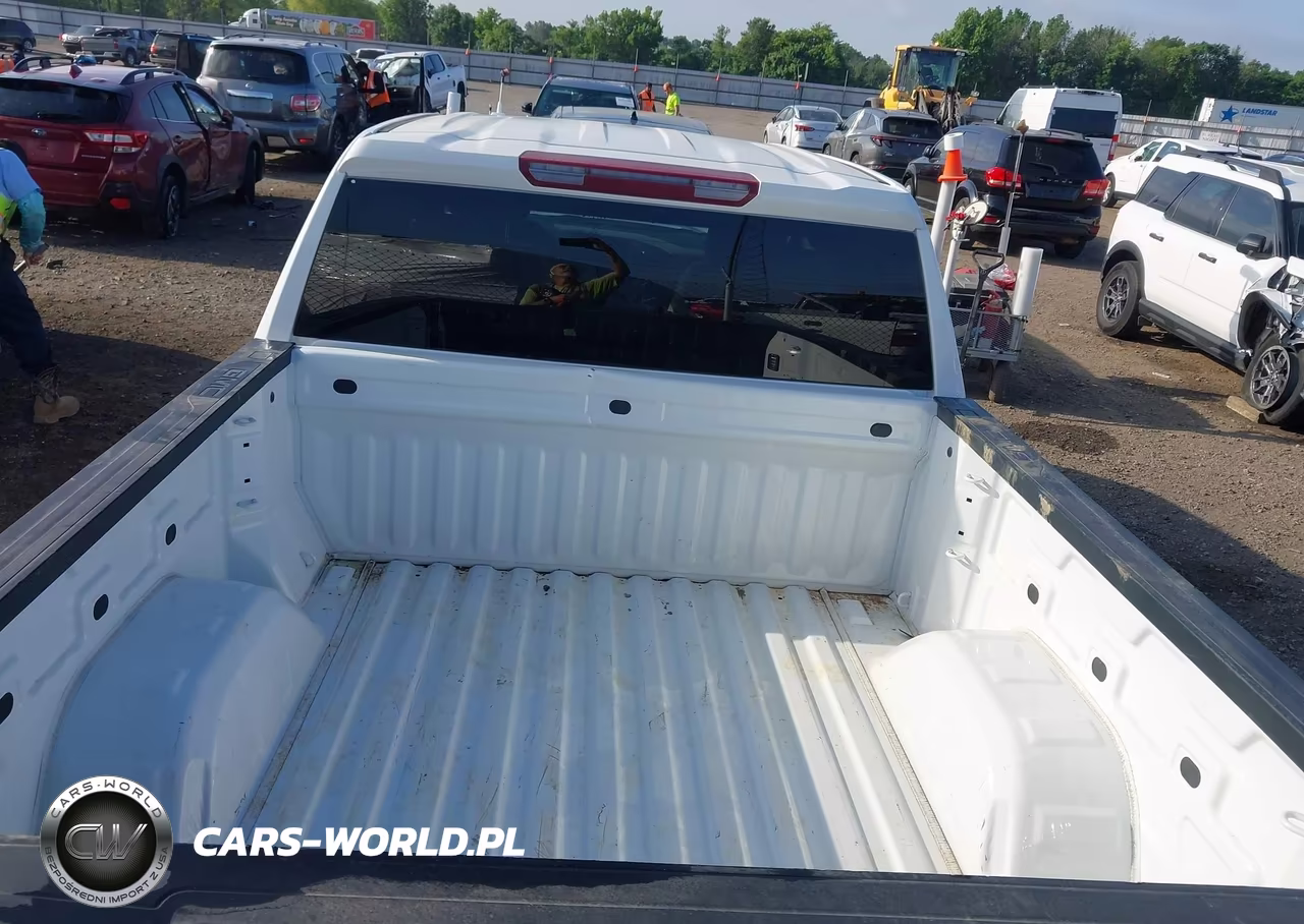 2025 GMC Sierra 1500 4Wd Short Box Slt VIN:3GTUUDED6SG250690 - 17