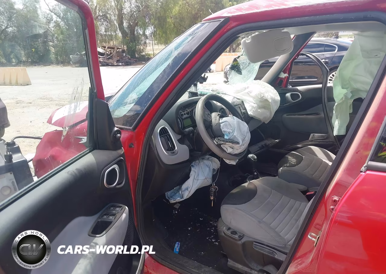 2014 Fiat 500L Easy VIN:ZFBCFABH7EZ027691 - 5