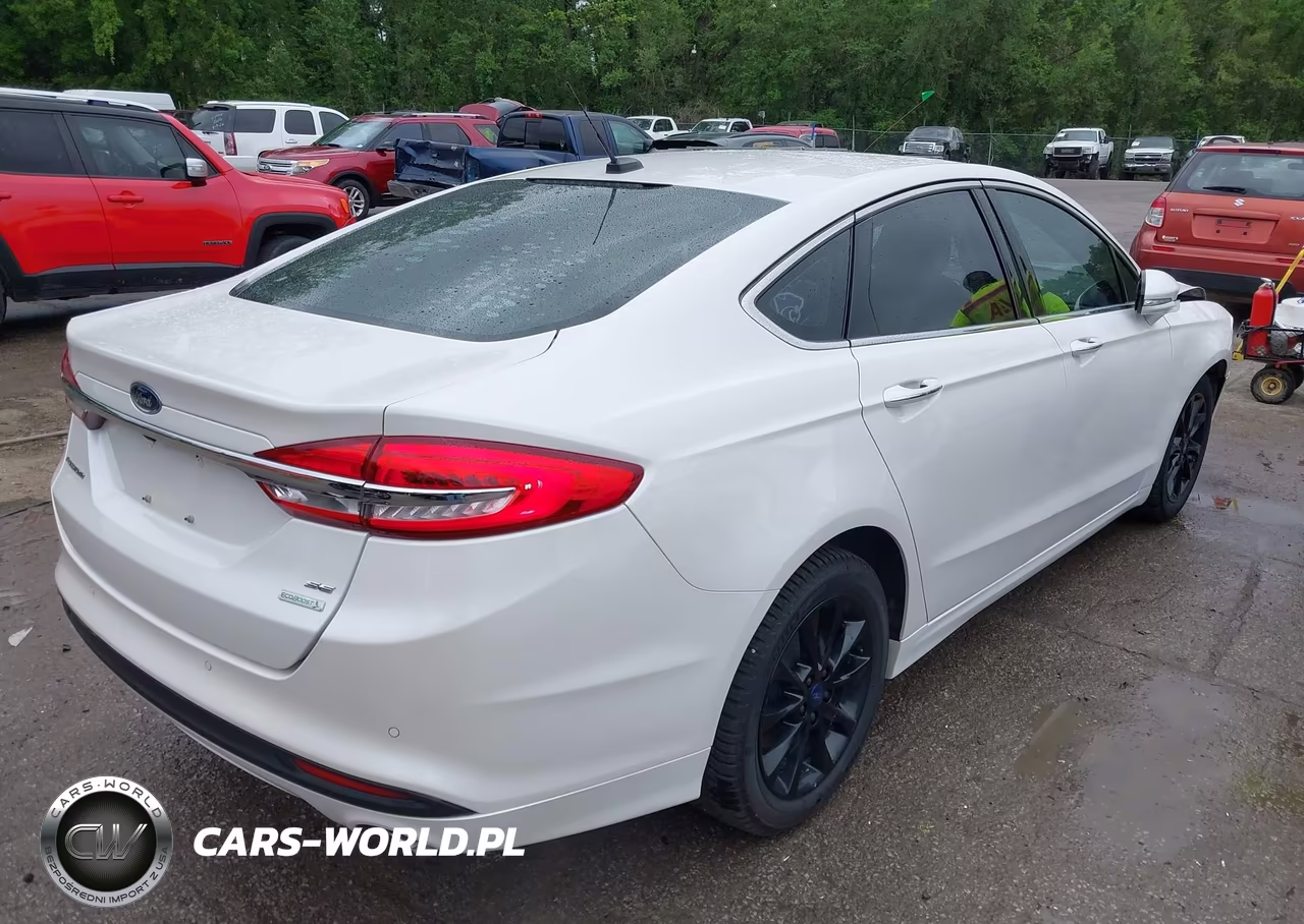 2017 Ford Fusion Se VIN:3FA6P0HD0HR194933 - 4