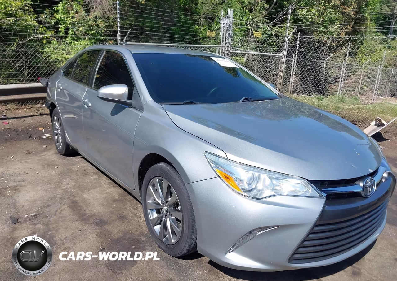 2016 Toyota Camry Xle – zdjęcie 1 z 17