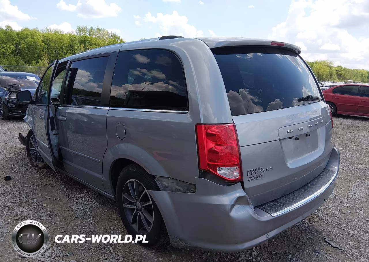 2017 Dodge Grand Caravan Sxt VIN:2C4RDGCG2HR749123 - 3