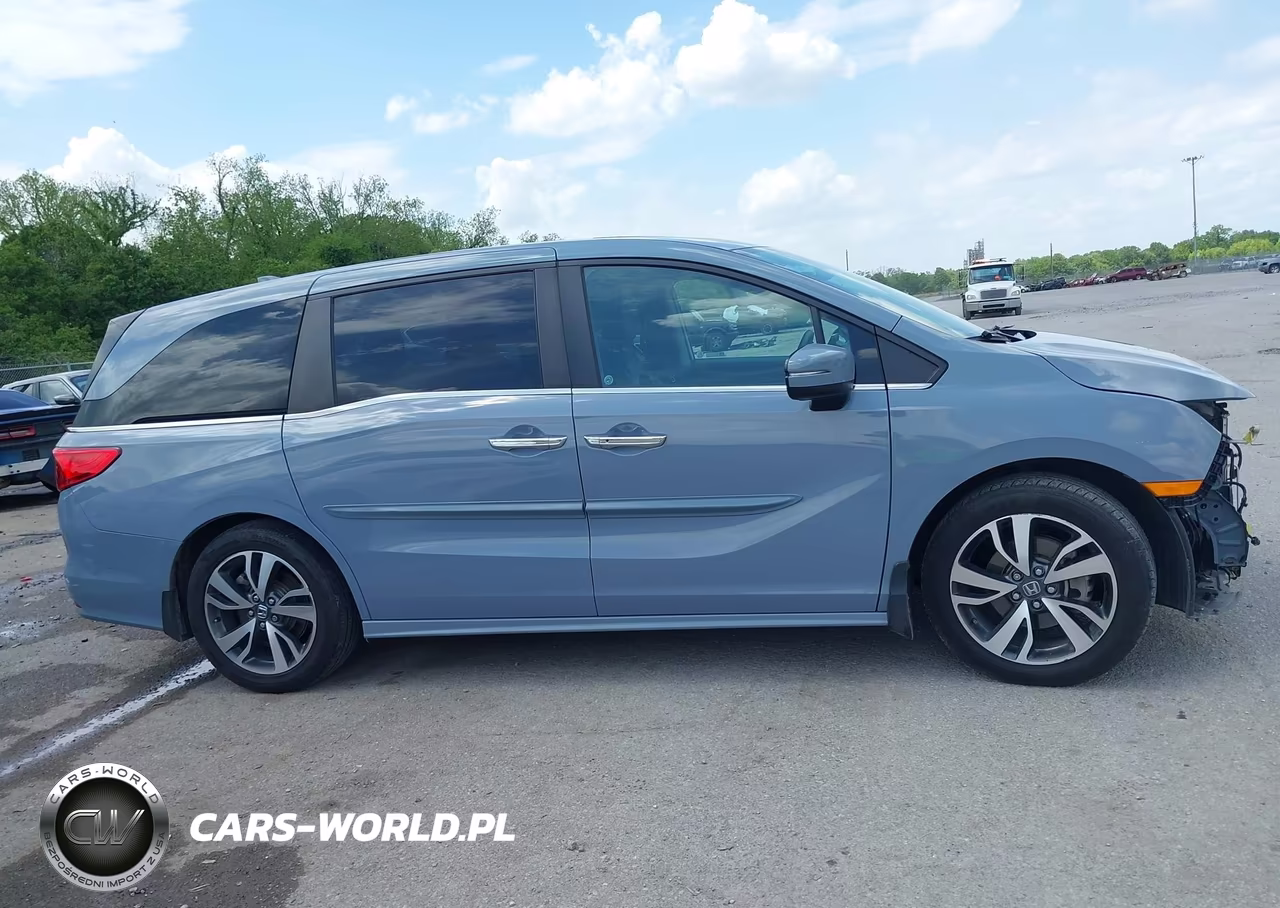 2023 Honda Odyssey Touring VIN:5FNRL6H86PB013309 - 14