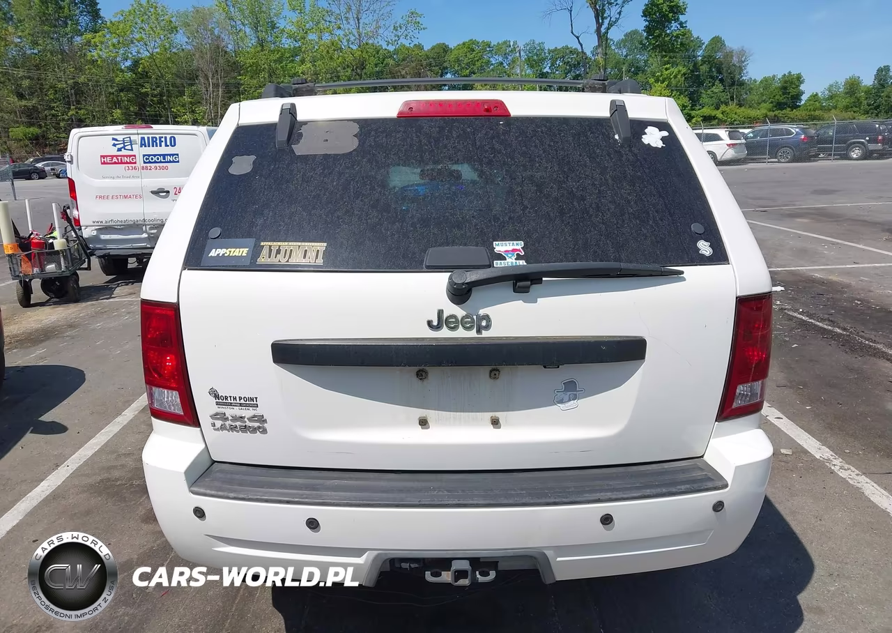 2009 Jeep Grand Cherokee Laredo VIN:1J8GR48K09C533441 - 16