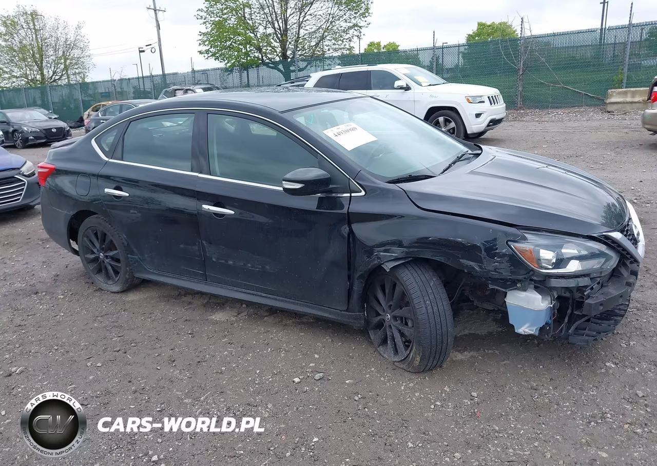 2017 Nissan Sentra Sr – zdjęcie 1 z 15