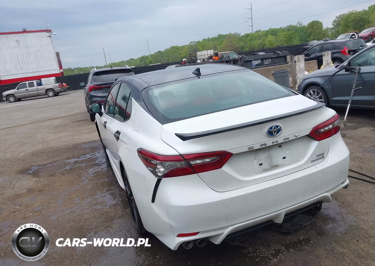 2021 Toyota Camry Xse Hybrid VIN:4T1K31AK3MU022140 - 3