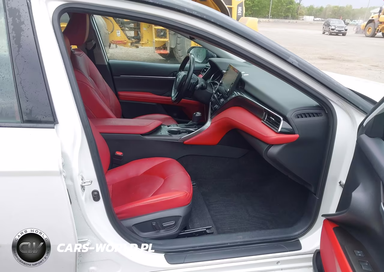 2021 Toyota Camry Xse Hybrid VIN:4T1K31AK3MU022140 - 5