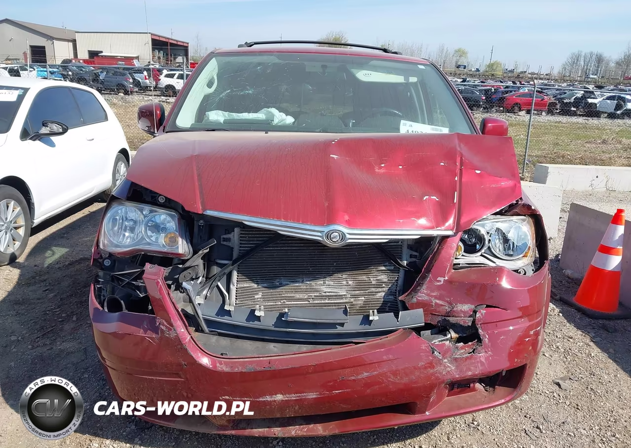 2010 Chrysler Town & Country Touring Plus VIN:2A4RR8DX3AR353272 - 12