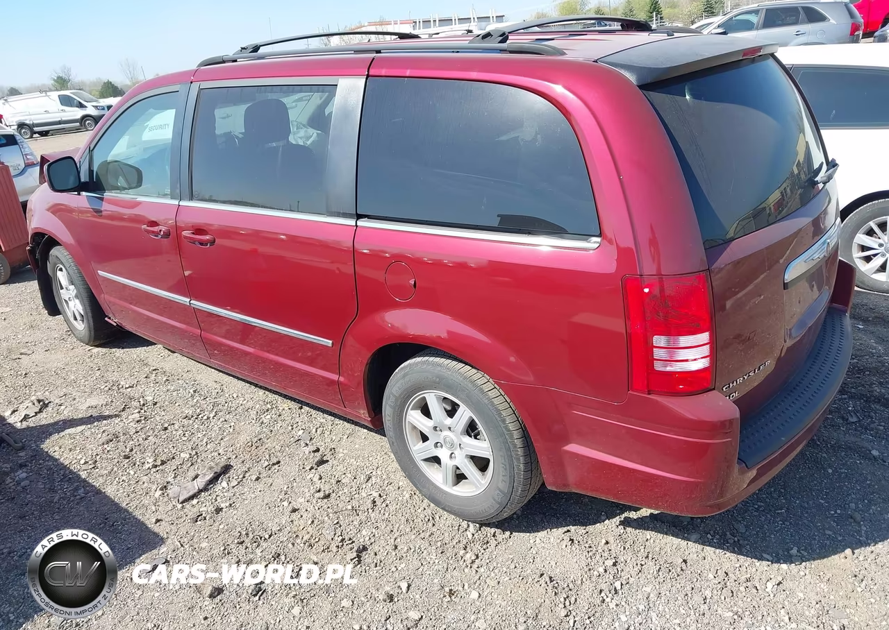 2010 Chrysler Town & Country Touring Plus VIN:2A4RR8DX3AR353272 - 3