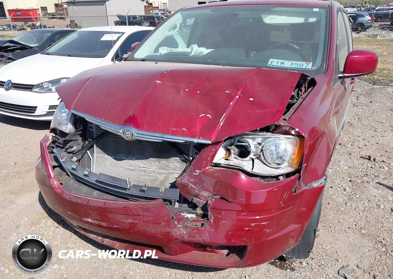 2010 Chrysler Town & Country Touring Plus VIN:2A4RR8DX3AR353272 - 6