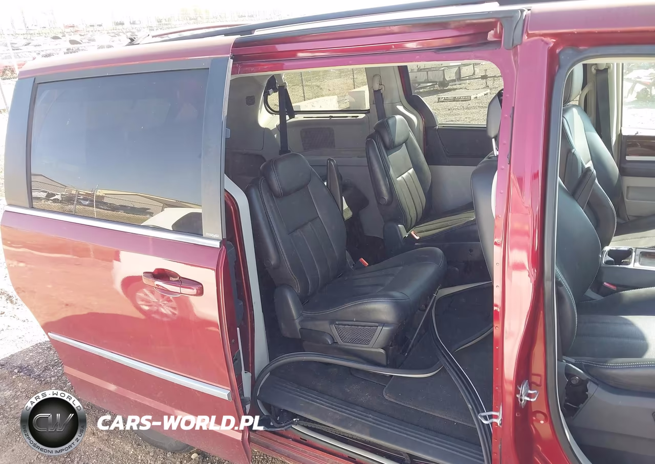 2010 Chrysler Town & Country Touring Plus VIN:2A4RR8DX3AR353272 - 8