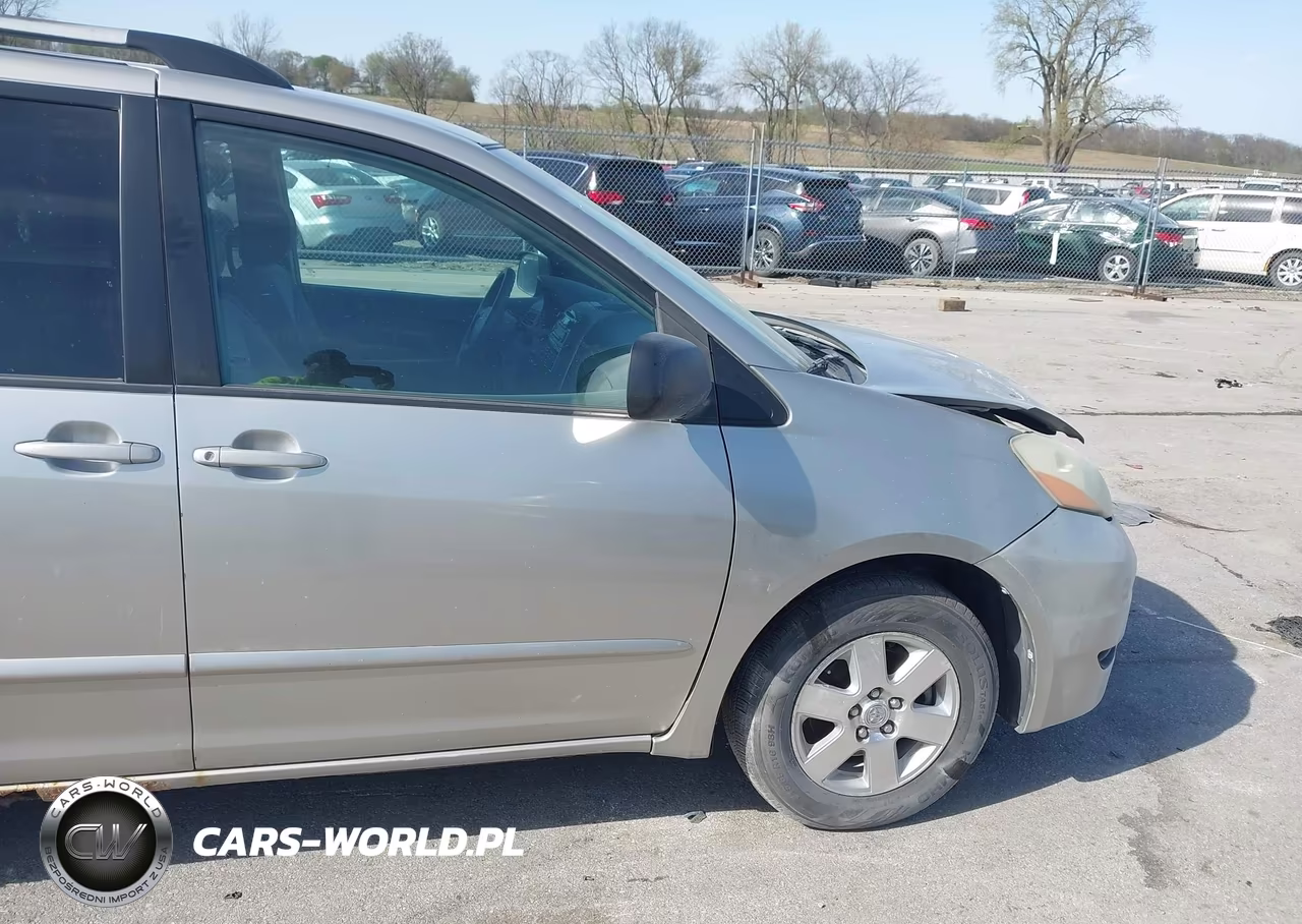 2006 Toyota Sienna Le VIN:5TDZA23C96S426149 - 15