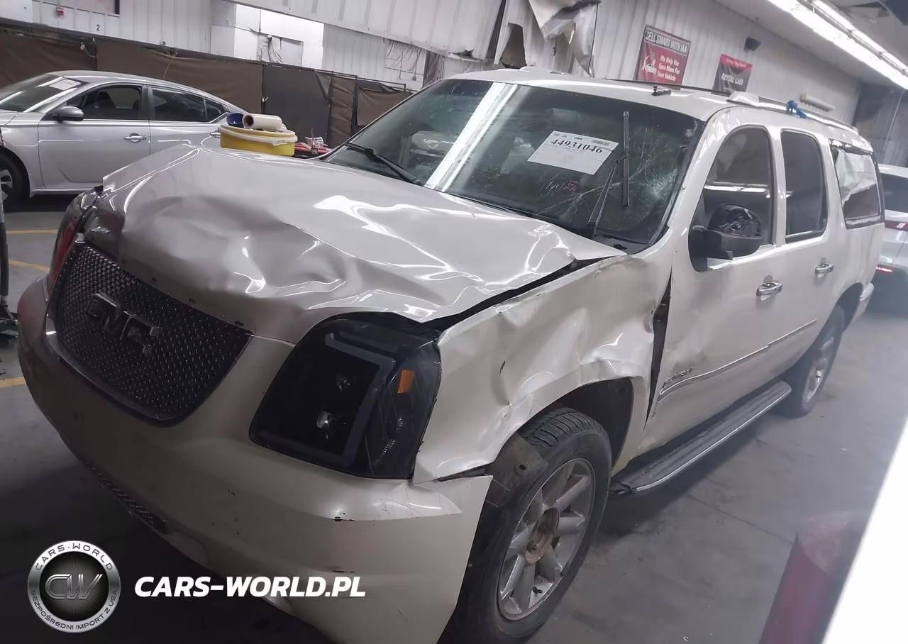 2010 GMC Yukon Xl 1500 Denali VIN:1GKUKMEF8AR187036 - 2