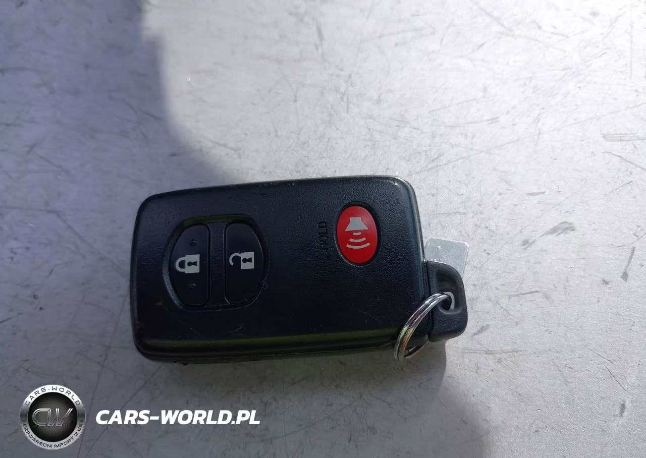2012 Toyota Prius V Two VIN:JTDZN3EU8C3087915 - 11