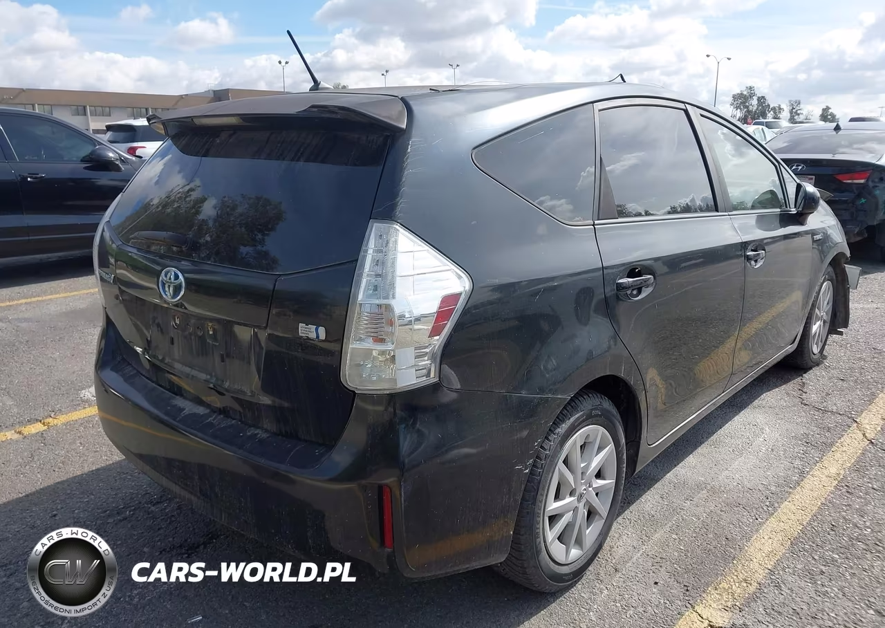 2012 Toyota Prius V Two VIN:JTDZN3EU8C3087915 - 4