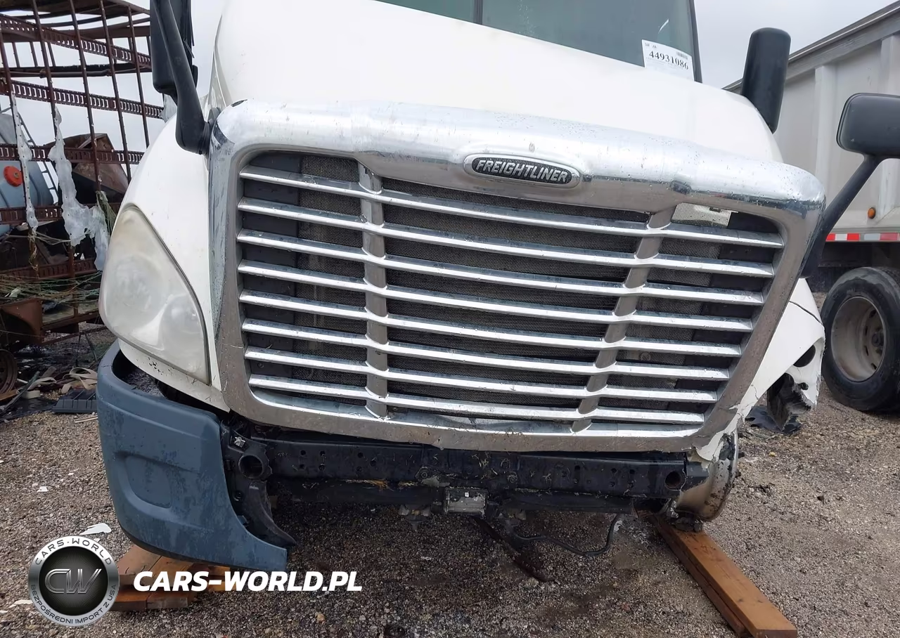 2017 Freightliner Cascadia 113 VIN:3AKJGHDV7HSHR2596 - 9