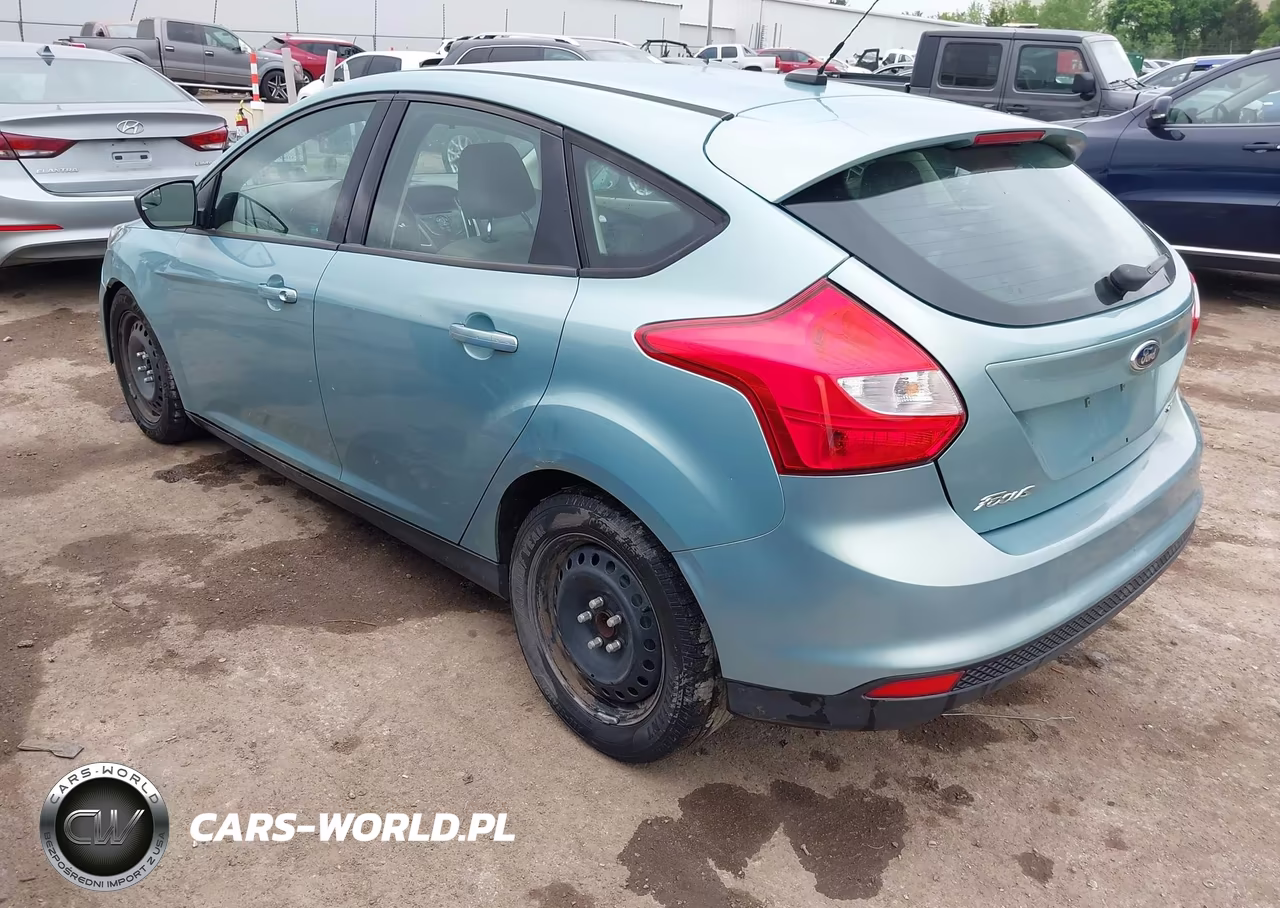 2012 Ford Focus Se VIN:1FAHP3K29CL182644 - 3