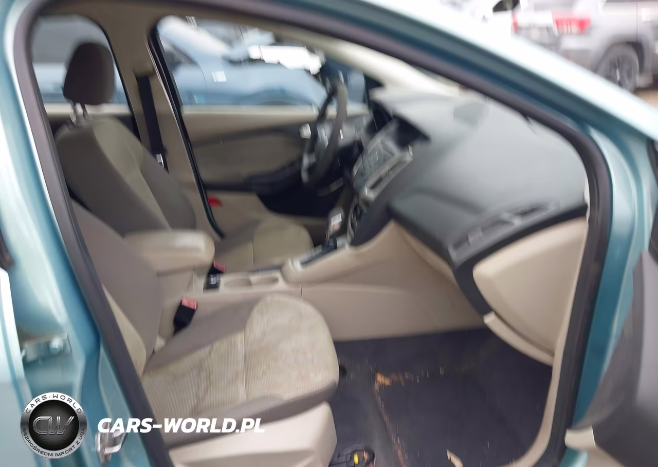 2012 Ford Focus Se VIN:1FAHP3K29CL182644 - 5