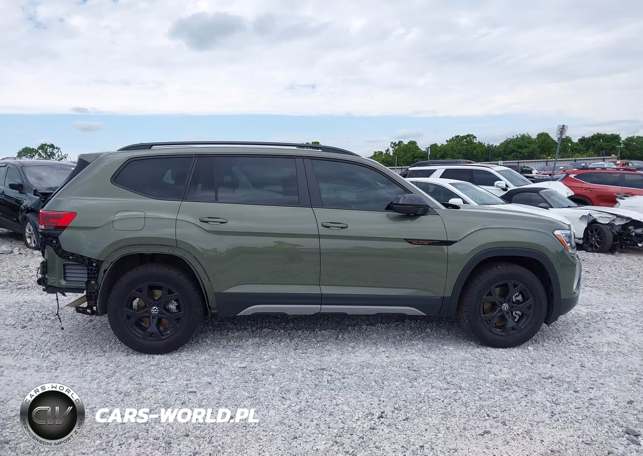 2026 Volkswagen Atlas Peak Edition VIN:1V2CN2CA4TC507466 - 14