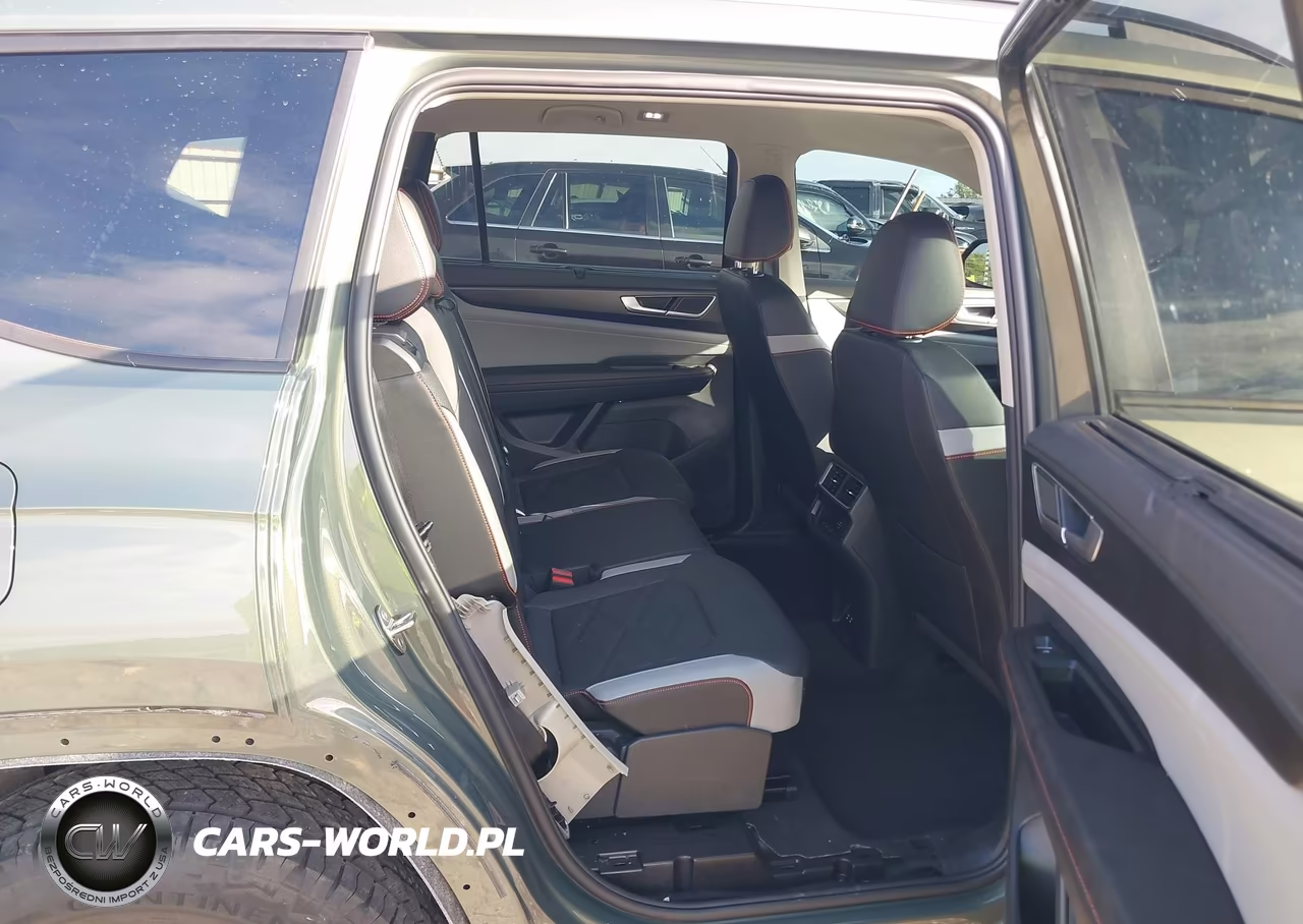 2026 Volkswagen Atlas Peak Edition VIN:1V2CN2CA4TC507466 - 8