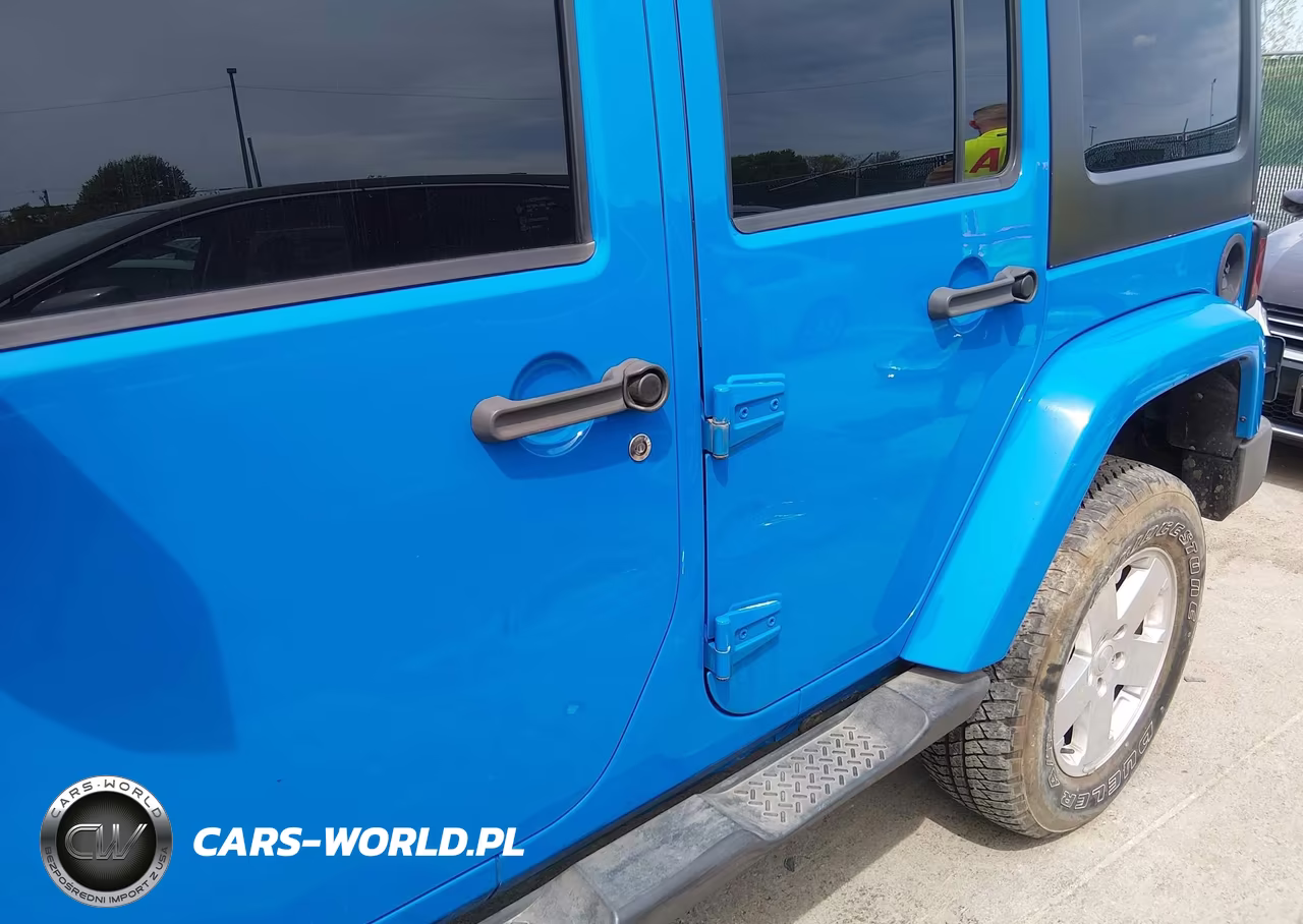 2012 Jeep Wrangler Unlimited Sahara VIN:1C4BJWEGXCL142423 - 6