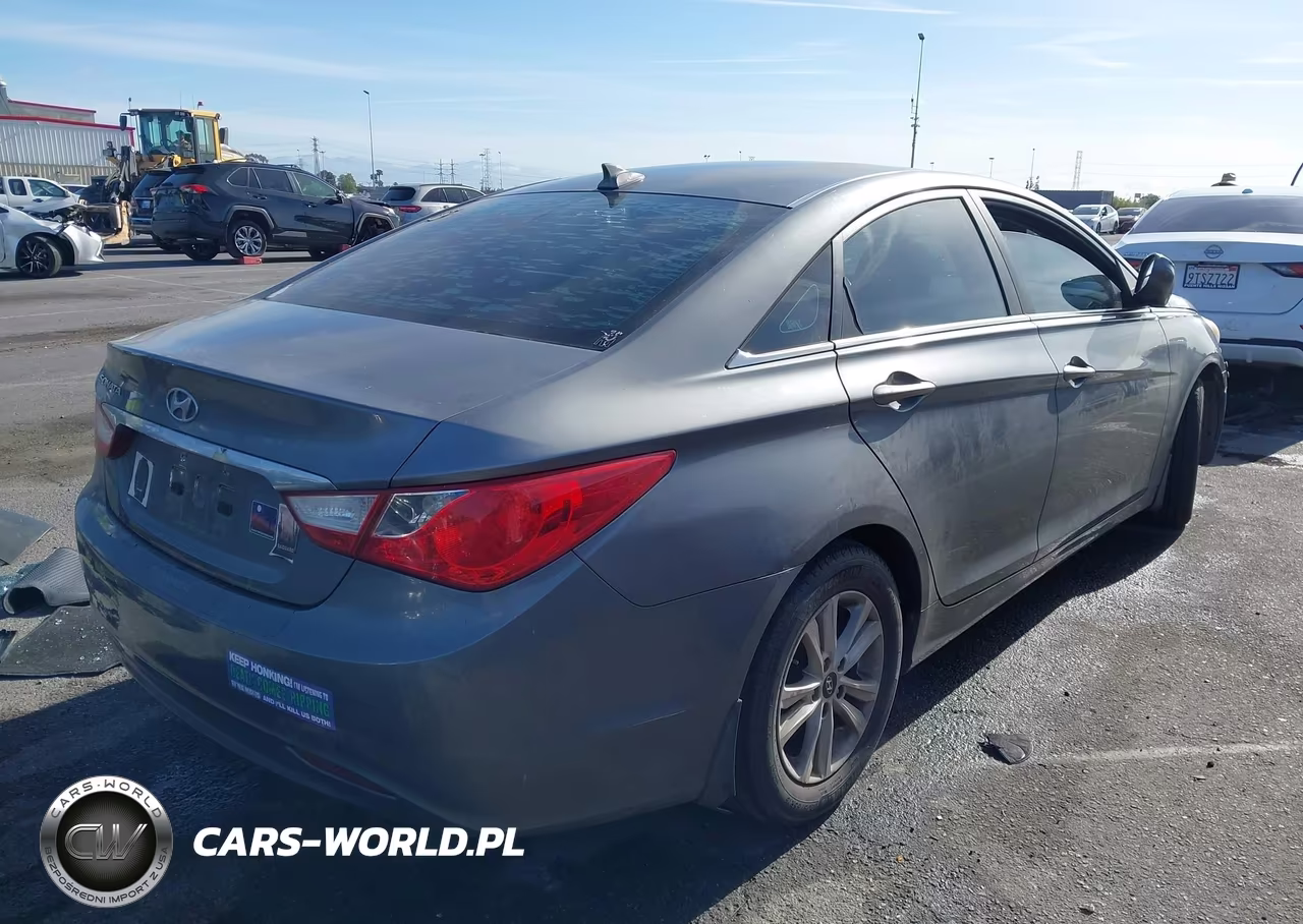 2012 Hyundai Sonata Gls VIN:5NPEB4AC9CH373030 - 4