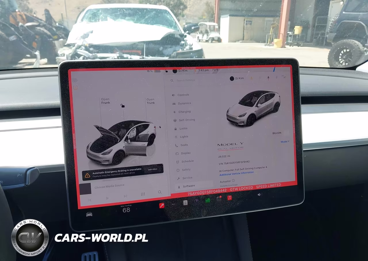 2024 Tesla Model Y Performance Dual Motor All-Wheel Drive VIN:7SAYGDEF5RF049442 - 19