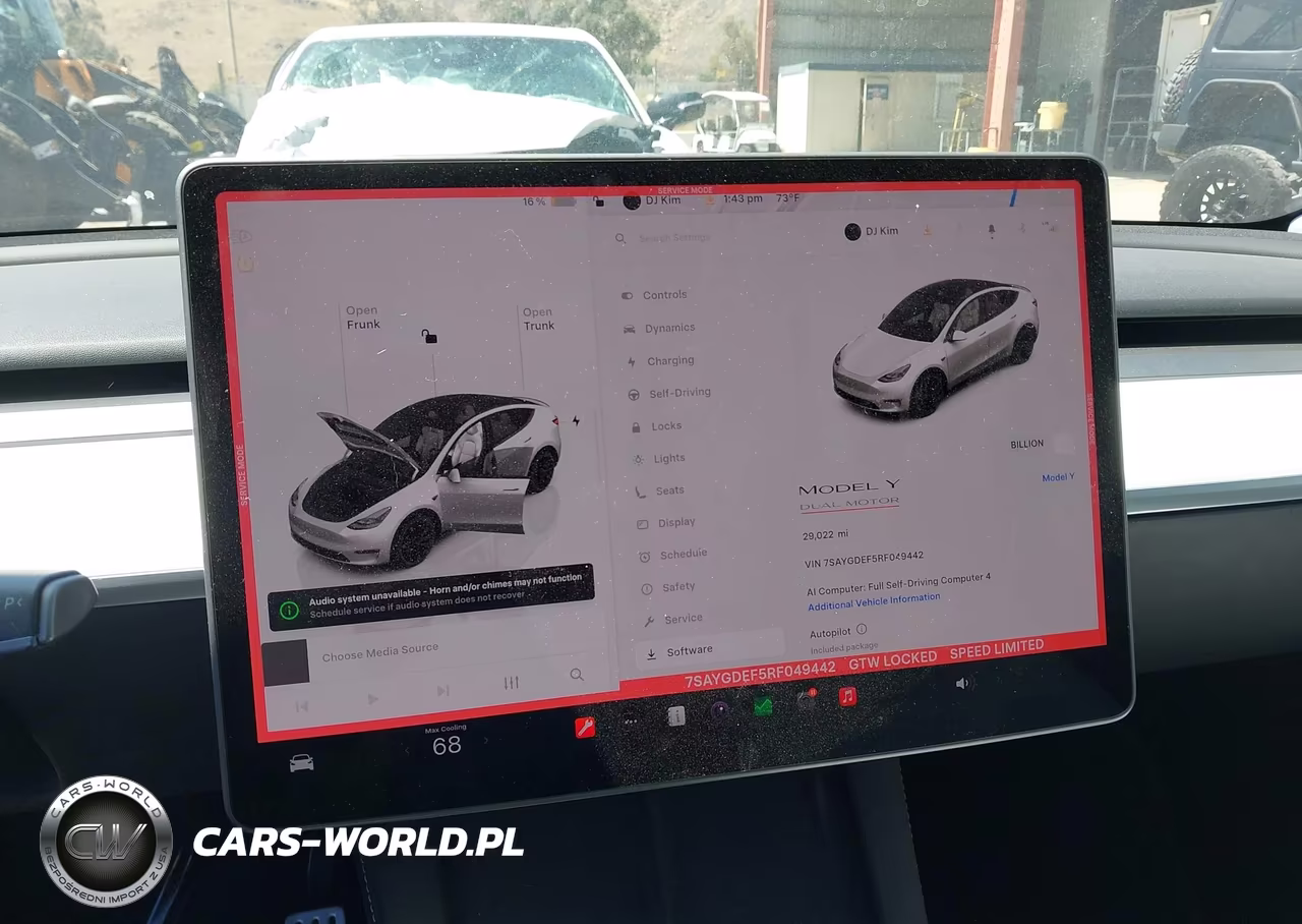 2024 Tesla Model Y Performance Dual Motor All-Wheel Drive VIN:7SAYGDEF5RF049442 - 7