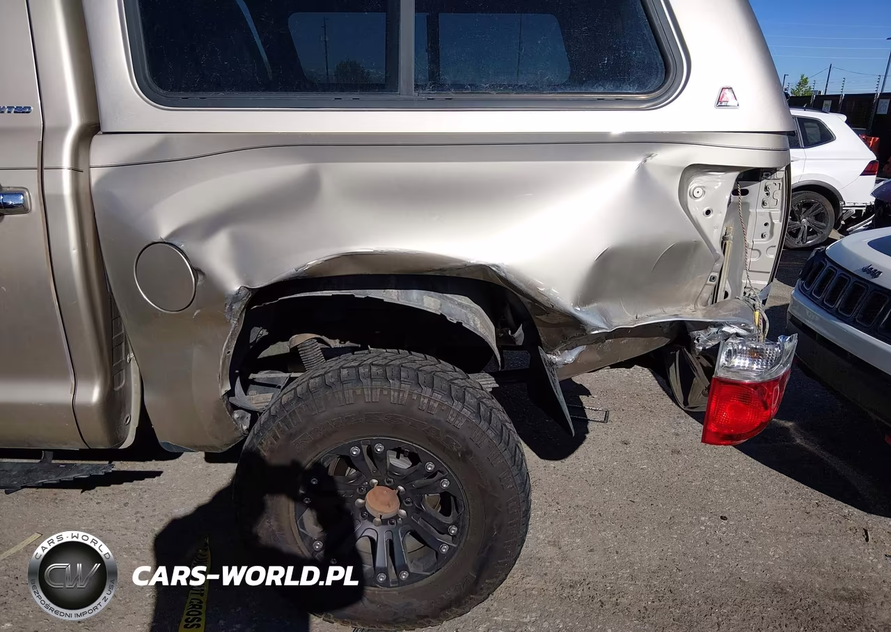 2007 Toyota Tundra Limited 5.7L V8 VIN:5TBDV581X7S469996 - 17