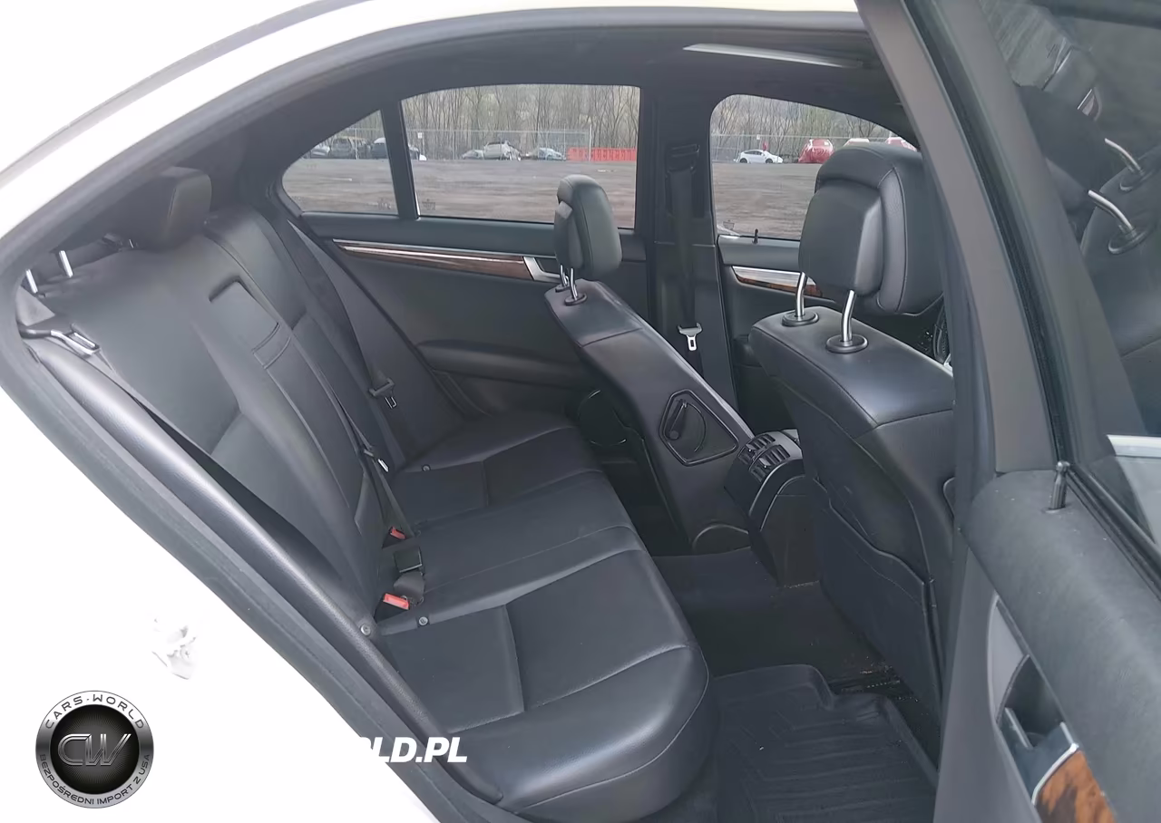 2012 Mercedes-Benz C 300 Sport 4Matic VIN:WDDGF8BB0CR222358 - 8