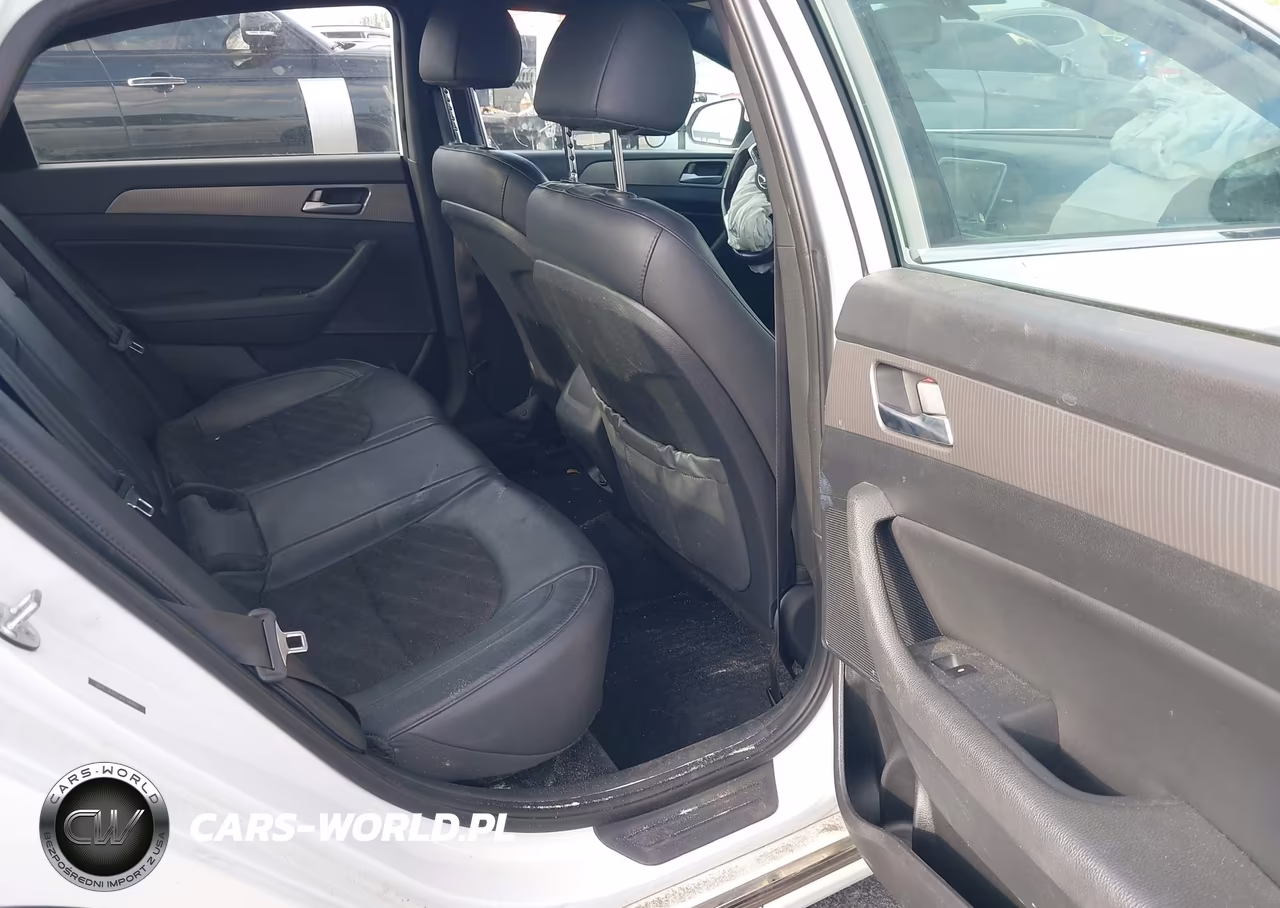 2018 Hyundai Sonata Sport 2.0T VIN:5NPE34AB3JH634895 - 8