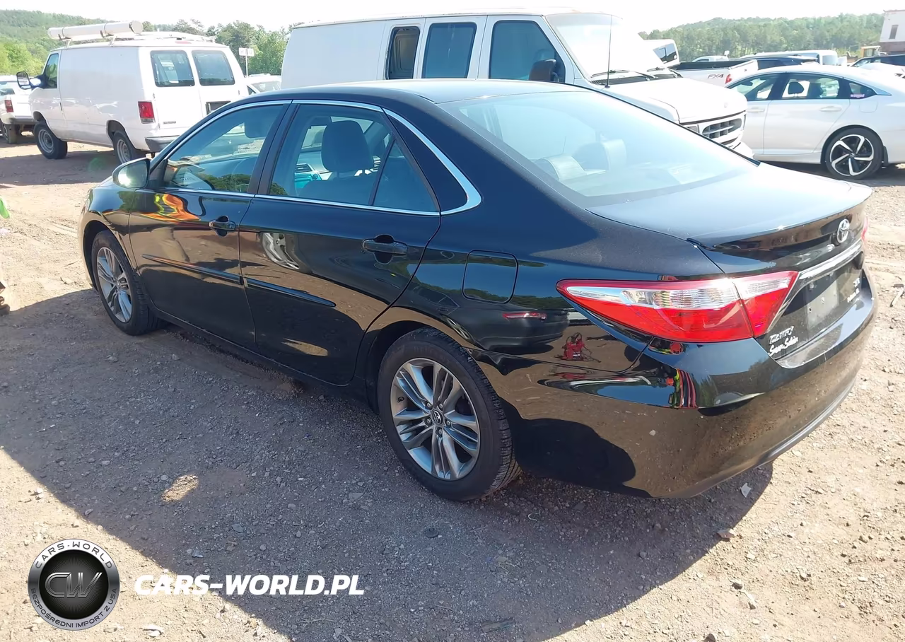 2017 Toyota Camry Se VIN:4T1BF1FK1HU436622 - 3